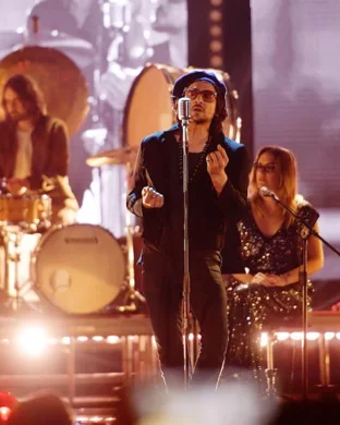 Live concert by Banda Suna