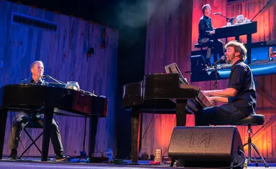 Dueling Pianos