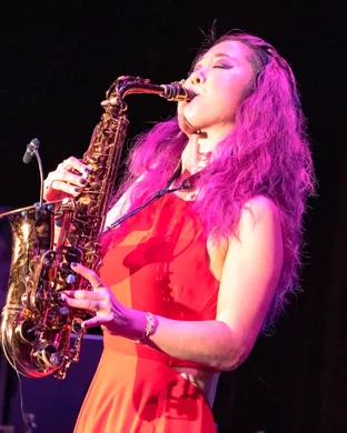 Live concert by Grace Kelly