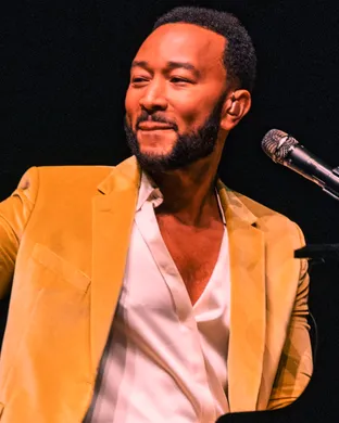 Live concert by John Legend
